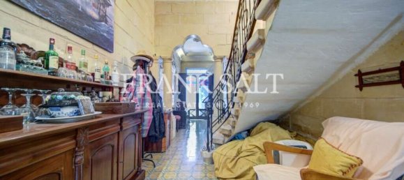 3 bedrooms Townhouse in Paola, Malta No. 101 7