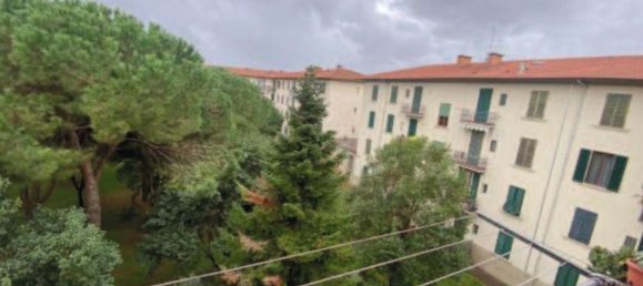 5 bedrooms Apartment in Florence, Italy No. 317833 4