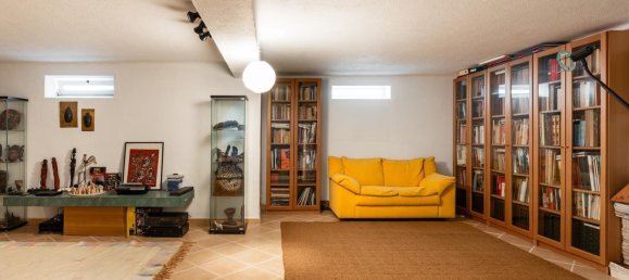 4 bedrooms Villa in Cascais, Portugal No. 183090 10