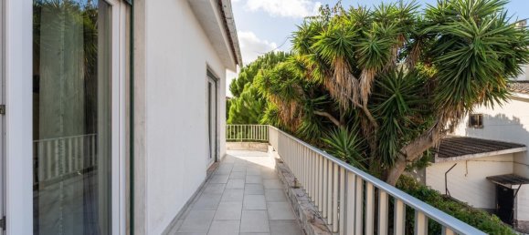 4 bedrooms Villa in Cascais, Portugal No. 183090 5