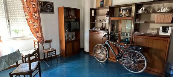 Квартира с 4 комнатами в Чистерна Ди Латина, Италия № 81864 3