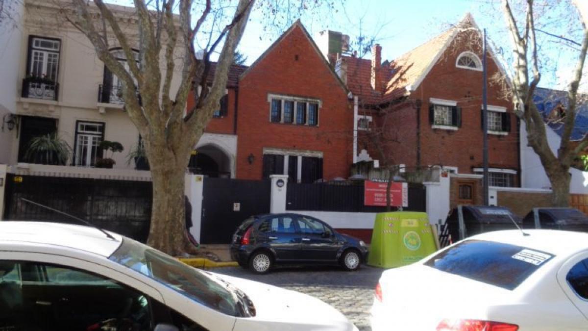 4 bedrooms House in Buenos Aires, Argentina No. 73498