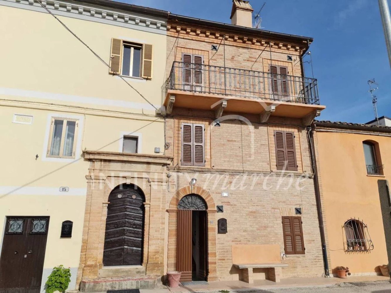 2 غرف نوم فيلا في Falerone, Italy رقم 69607