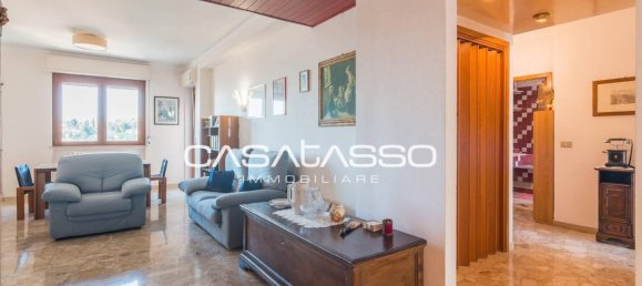 Apartamento de 6 habitaciónes en Macerata, Italy No. 232721 3