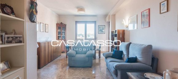 Apartamento de 6 habitaciónes en Macerata, Italy No. 232721 2
