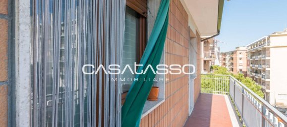 Apartamento de 6 habitaciónes en Macerata, Italy No. 232721 26