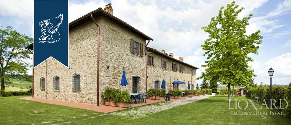 Gewerbliche Immobilie in San Gimignano, Italy 476m², Nr. 56758