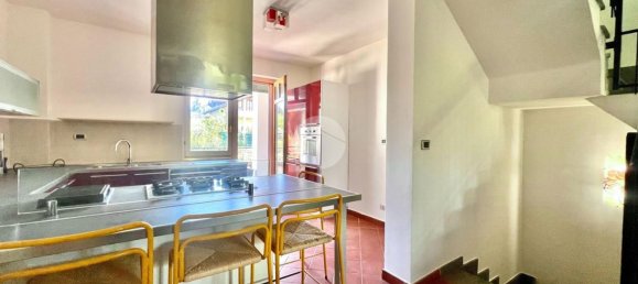 5 Schlafzimmer Villa in Avigliana, Italy, Nr. 379509 8