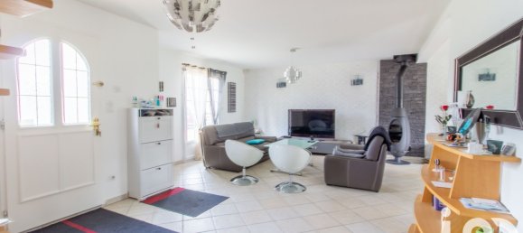 3 bedrooms House in Trainou, France No. 155960 3