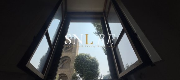 128m² Office in Florence, Italy No. 70045 3