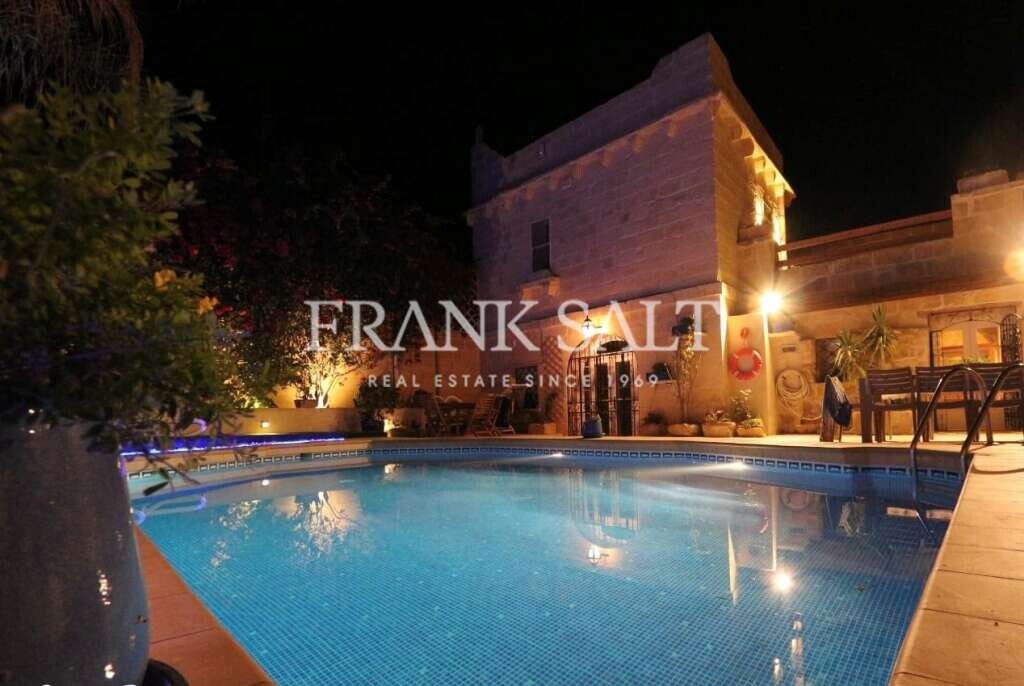 Ферма с 4 спальнями в Шеукия, Мальта № 5958