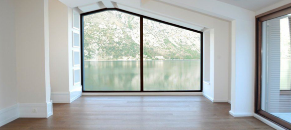 4 bedrooms Commercial property in Kotor, Montenegro No. 182 10