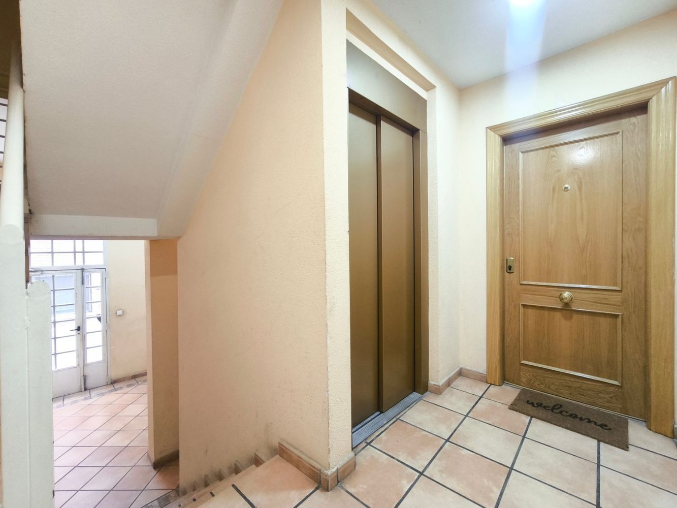 2 bedrooms Duplex in Madrid, Spain No. 255473