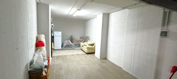  مرآب في Triggiano, Italy 27متر مربع رقم 27665 6