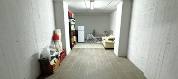  مرآب في Triggiano, Italy 27متر مربع رقم 27665 3