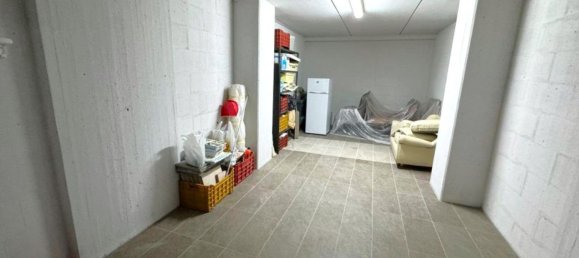  مرآب في Triggiano, Italy 27متر مربع رقم 27665 5