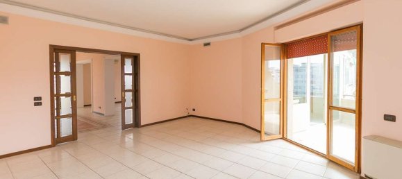 7 rooms Penthouse in Syracuse, Italy No. 250595 17