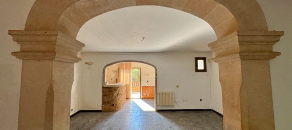 4 bedrooms House in Campos, Spain No. 185910 12