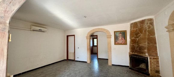 4 bedrooms House in Campos, Spain No. 185910 16