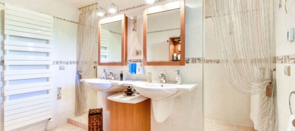 4 bedrooms House in Brie-Comte-Robert, France No. 188621 11