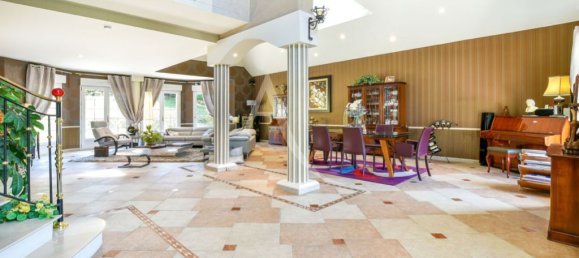 4 bedrooms House in Brie-Comte-Robert, France No. 188621 6