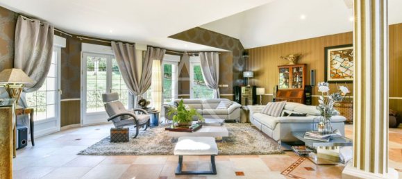 4 bedrooms House in Brie-Comte-Robert, France No. 188621 7