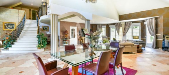 4 bedrooms House in Brie-Comte-Robert, France No. 188621 3