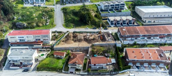 3 bedrooms House in Infias, Portugal No. 159138 5