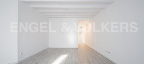 2 bedrooms Apartment in Ciutat Vella, Spain No. 66051 5