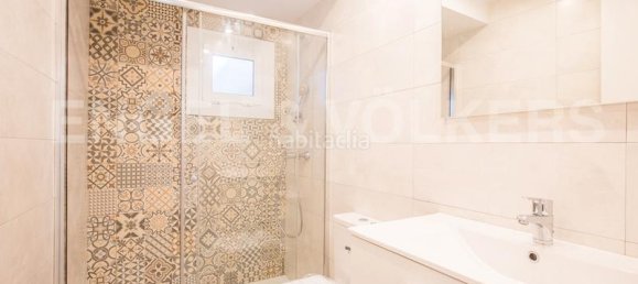 2 bedrooms Apartment in Ciutat Vella, Spain No. 66051 15