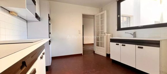 3 bedrooms House in Reims, France No. 239634 5