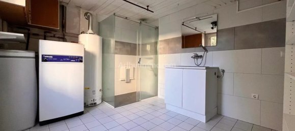 3 bedrooms House in Reims, France No. 239634 7