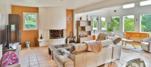 6 bedrooms House in Gisors, France No. 305894 6