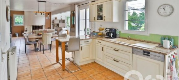 6 bedrooms House in Gisors, France No. 305894 15