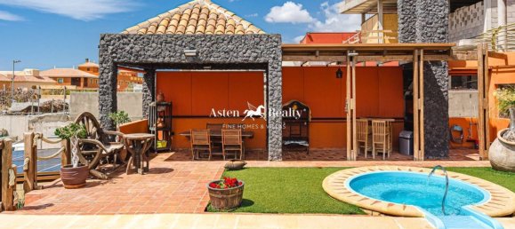 5 bedrooms Villa in Adeje, Spain No. 103827 10