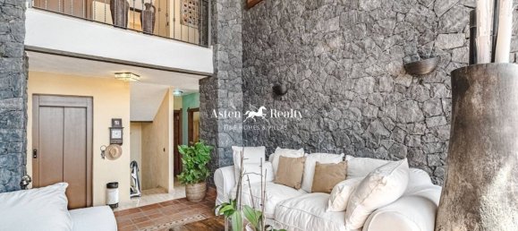 5 bedrooms Villa in Adeje, Spain No. 103827 20