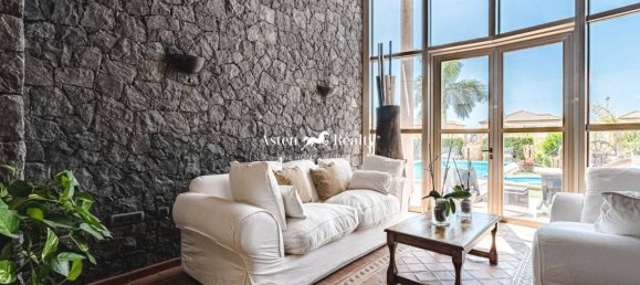 5 bedrooms Villa in Adeje, Spain No. 103827 17