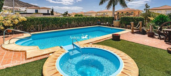 5 bedrooms Villa in Adeje, Spain No. 103827 6