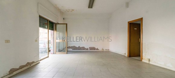 1 room Commercial property in Rome, Italy No. 163087 8