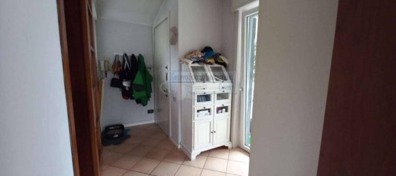 3-Zimmer Wohnung in Montorfano, Italy, Nr. 36650 7
