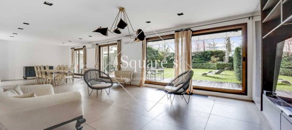 4 bedrooms Duplex in Neuilly-sur-Seine, France No. 319124 2
