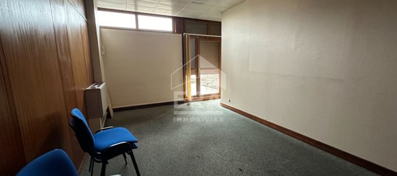 Apartamento de 4 habitaciónes en Chateauroux, France No. 80374 9