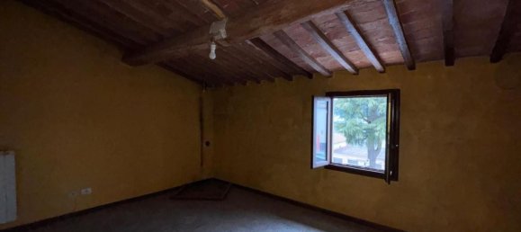 4 rooms Apartment in Peccioli, Italy No. 64137 11