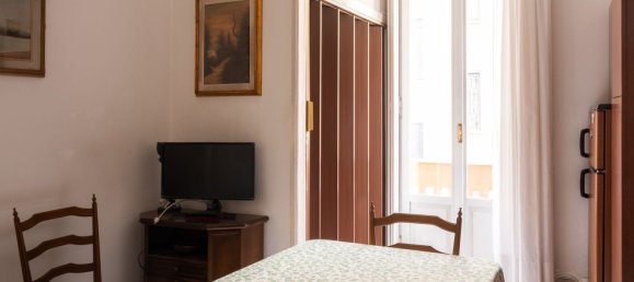 2 rooms Apartment in Milan, Italy No. 287596 3