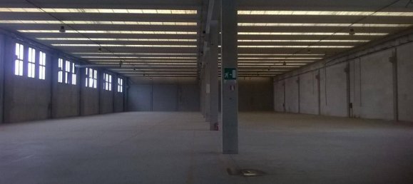  قطعة أرض في Seregno, Italy 2800متر مربع رقم 168544 24