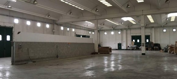  قطعة أرض في Seregno, Italy 2800متر مربع رقم 168544 19