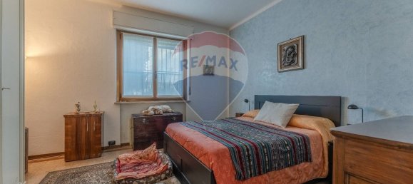 4 rooms Apartment in Seriate, Italy No. 283685 13