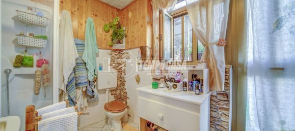 Villa de 4 habitaciónes en Cairate, Italy No. 287757 31
