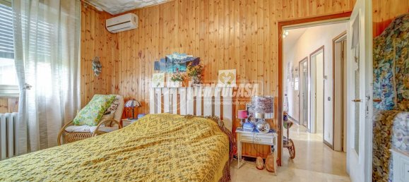 Villa de 4 habitaciónes en Cairate, Italy No. 287757 9