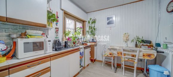 Villa de 4 habitaciónes en Cairate, Italy No. 287757 26